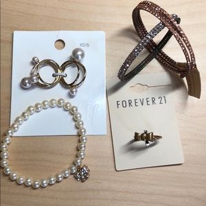 Bundle of 5 pearl, bow, crystal ring and bracelets